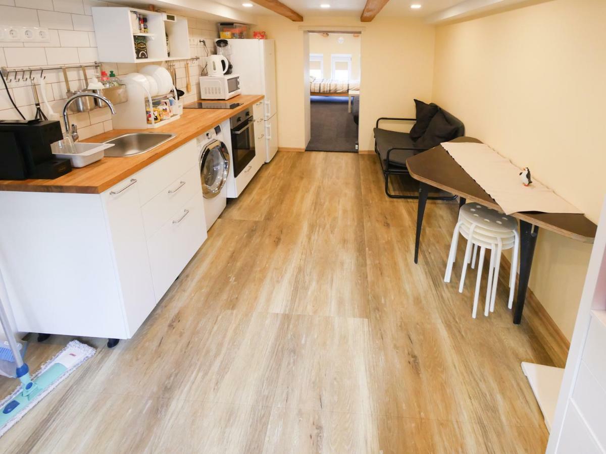 Low Ceiling Apartment Riga Bagian luar foto